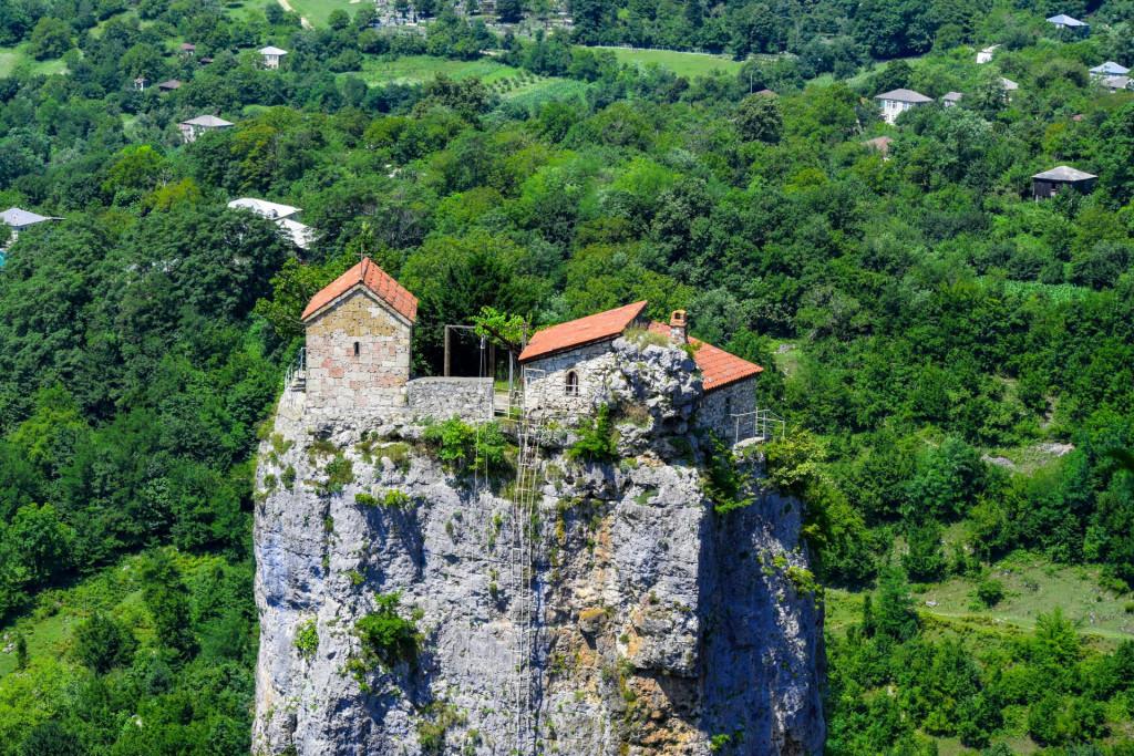 კაცხის სვეტი