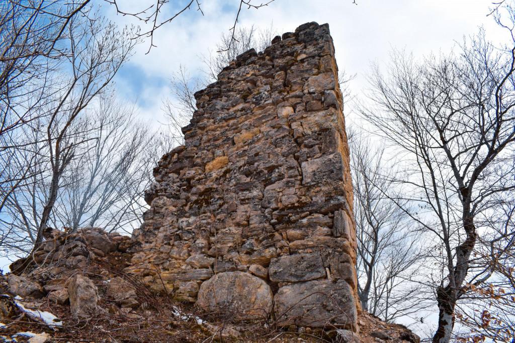 სანთელას ციხე