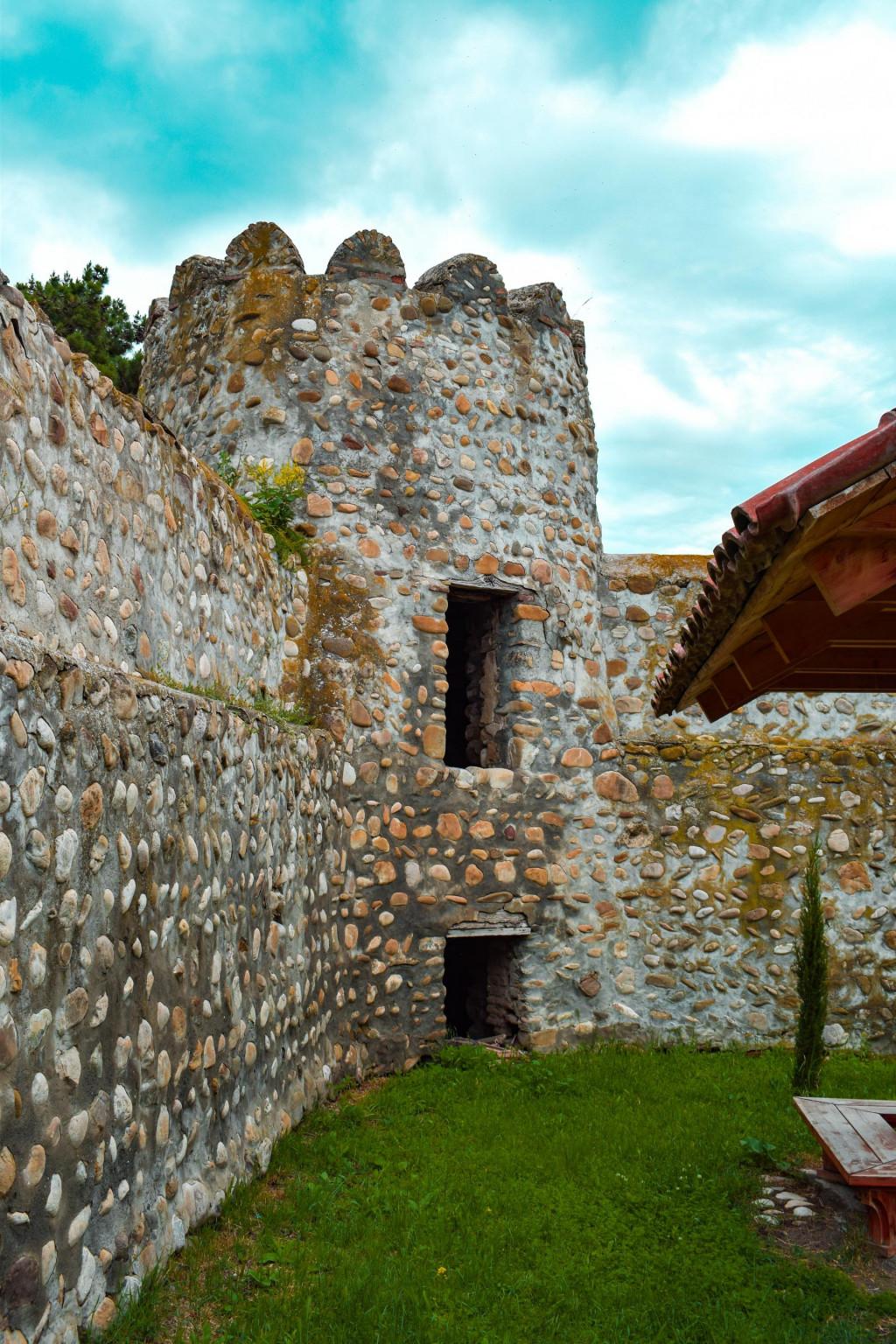 ხაშმის ჩოლოყაშვილების სასახლის კომპლექსი