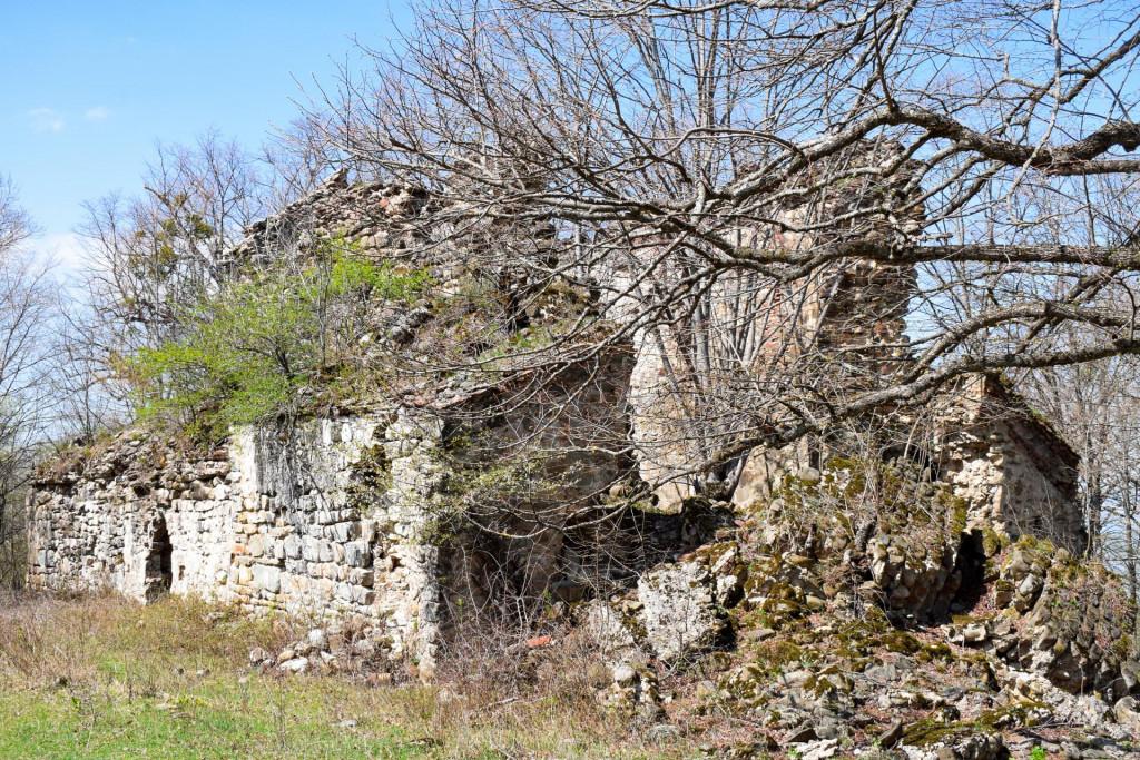 ვარდისუბნის თეთრი გიორგის ეკლესია (დეკანოზური)