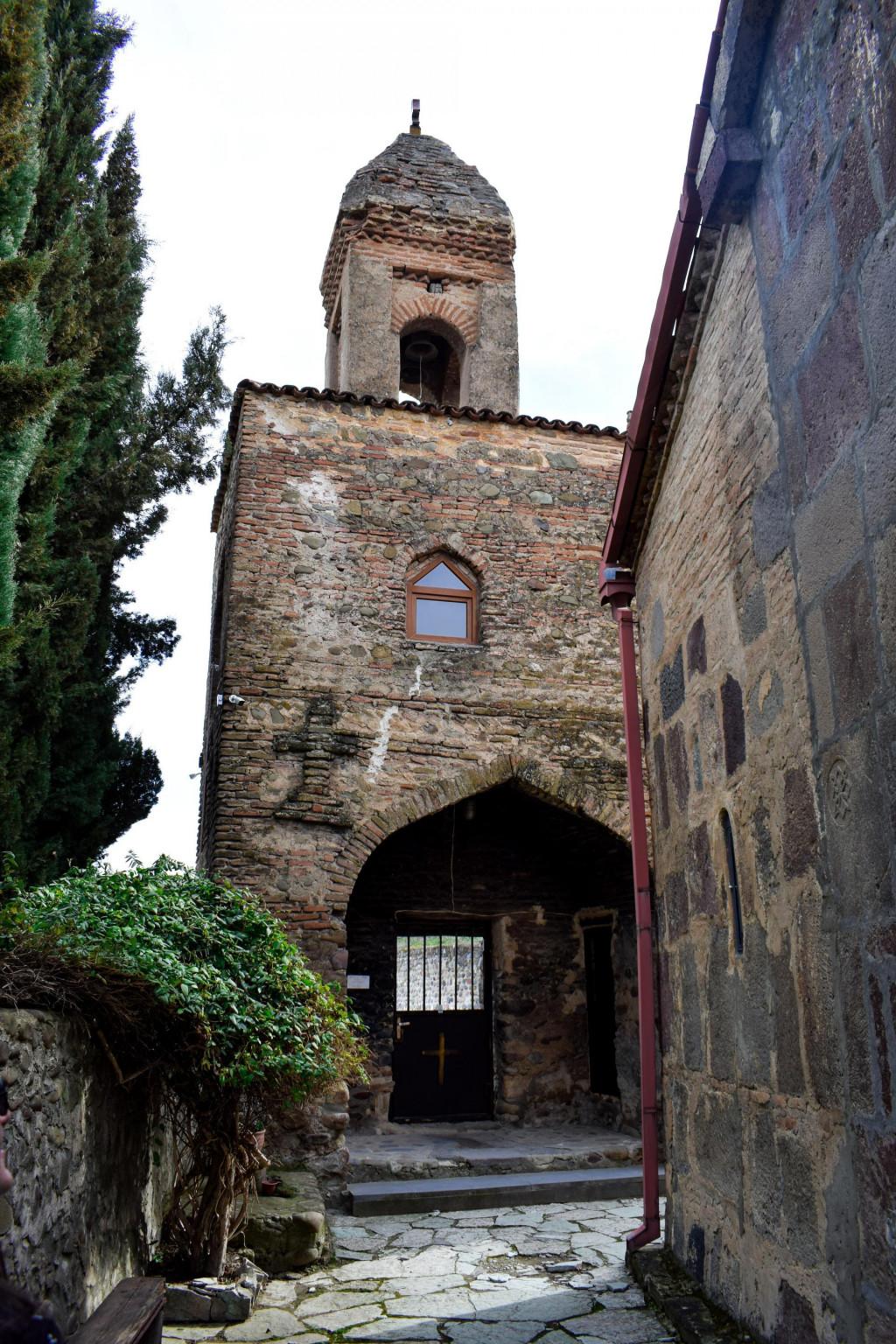 დირბის ციხე-დარბაზი