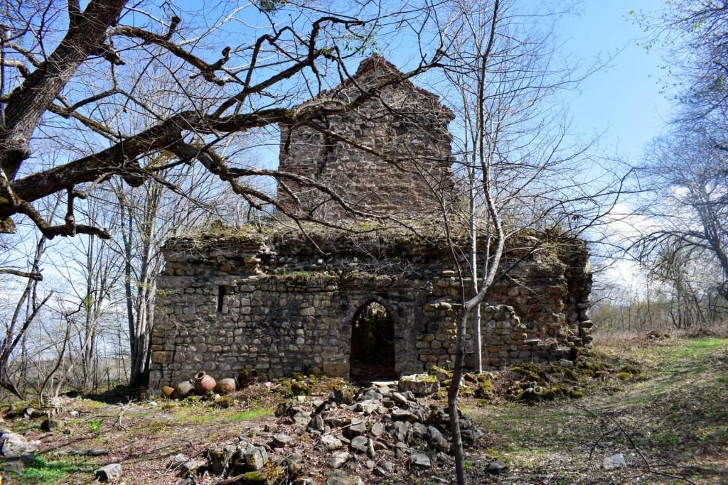 ვარდისუბნის თეთრი გიორგის ეკლესია (დეკანოზური)
