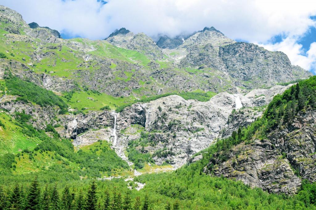 უშბის ჩანჩქერი (შდუგრა)