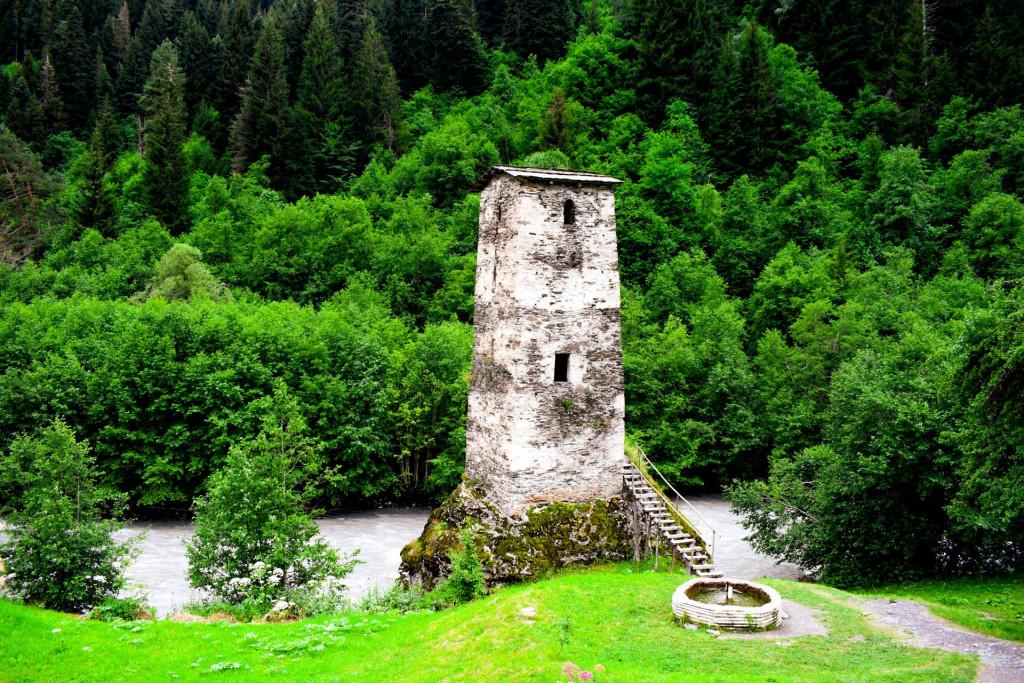 სიყვარულის კოშკი