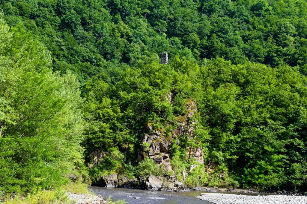 ნავარძეთის (თირის) ციხე