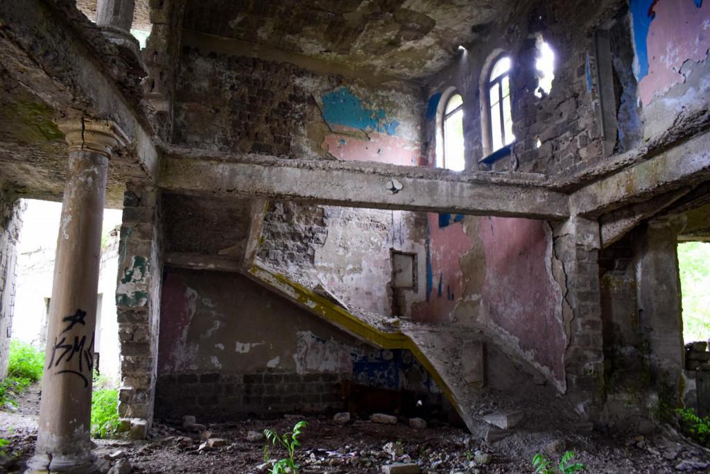 ჭიატურის პიონერთა სასახლე