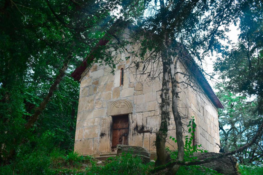 ჭალის აბაშიძეების წმ. გიორგის ეკლესია