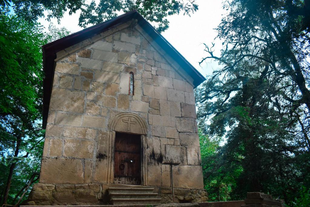 ჭალის აბაშიძეების წმ. გიორგის ეკლესია