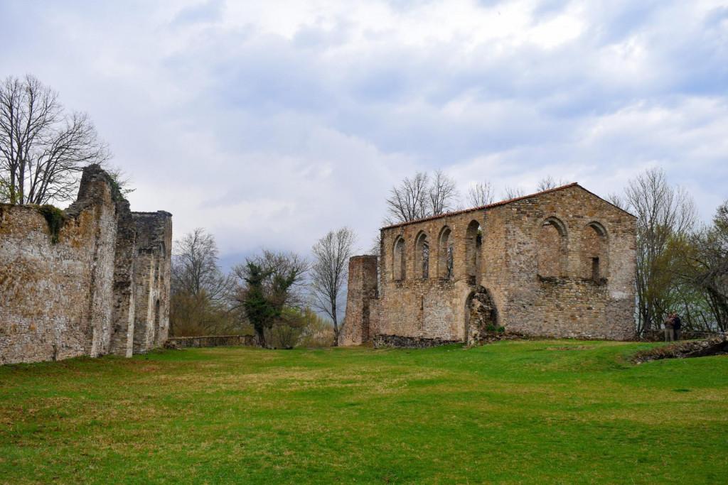 კვეტერას ციხე-ქალაქი