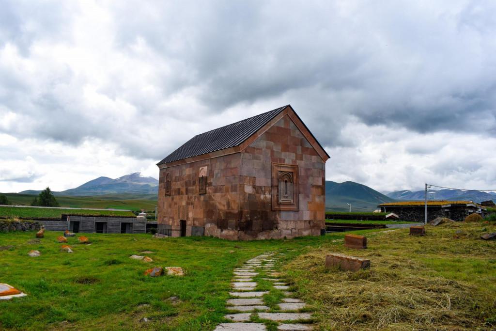 ფოკის წმინდა ნინოს სახელობის დედათა მონასტერი