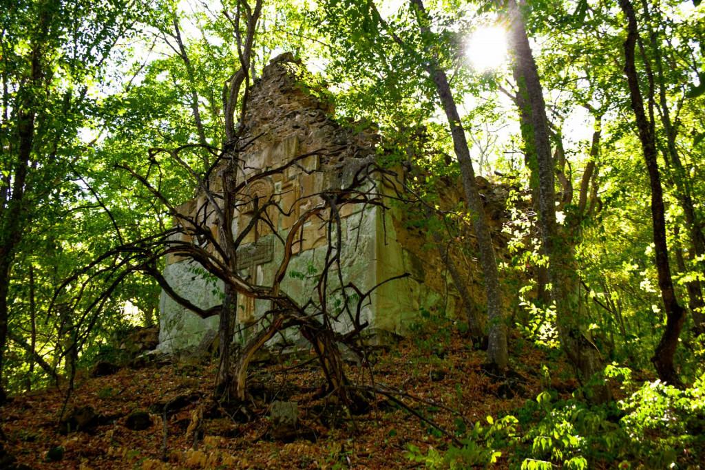 ჭანდრების მწვანე საყდარი