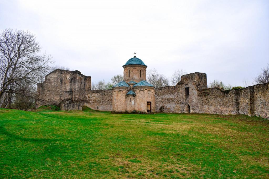 კვეტერას ციხე-ქალაქი