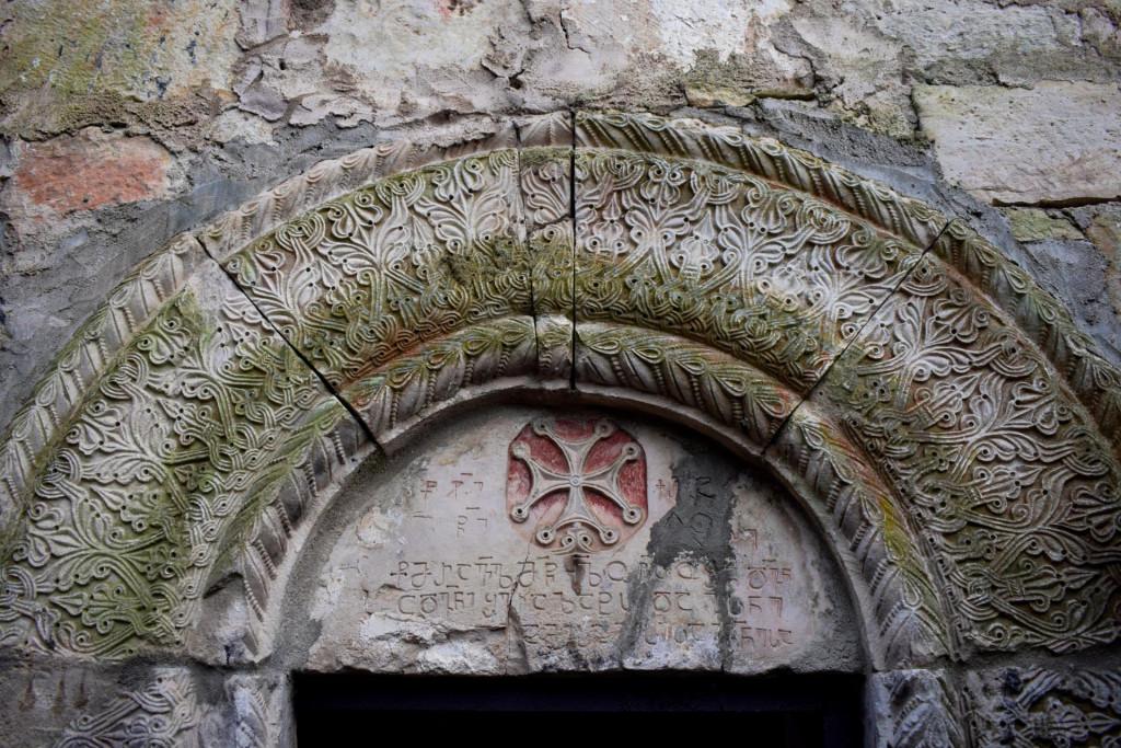 ჩიხის ციხე და ღვთისმშობლის ეკლესია