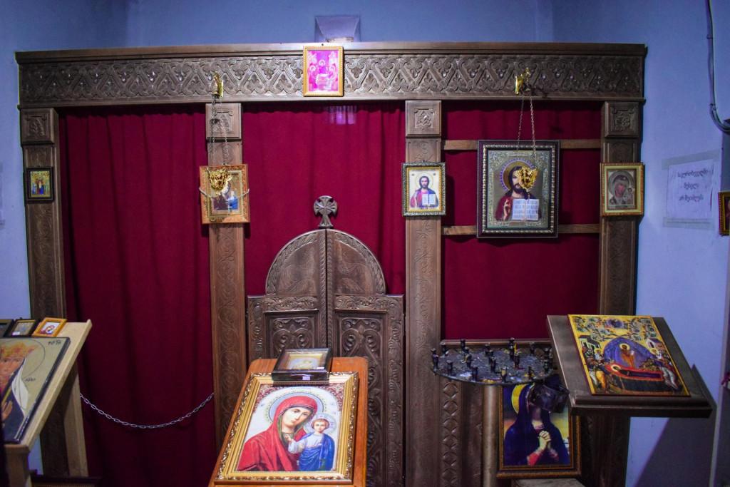 ჩიხის ციხე და ღვთისმშობლის ეკლესია