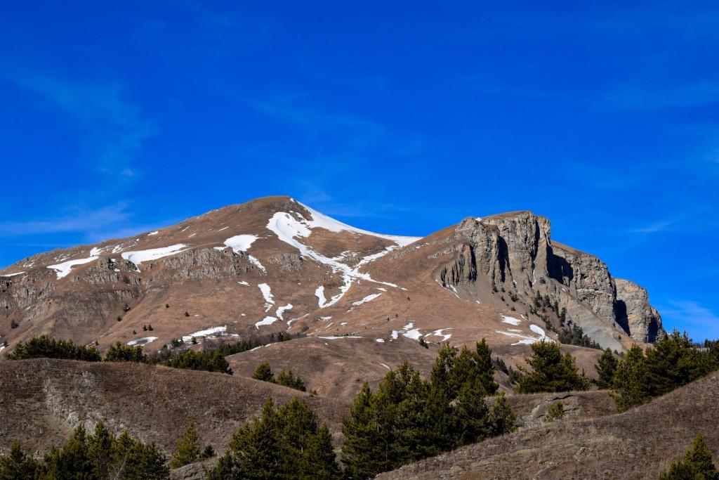 საბუღროს მთა