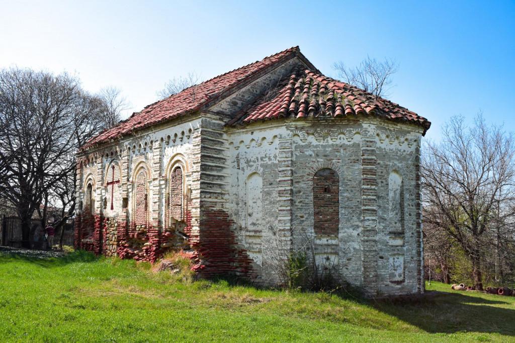 ვარდისუბნის სვეტიცხოველი და ღვთისმშობლის ეკლესია