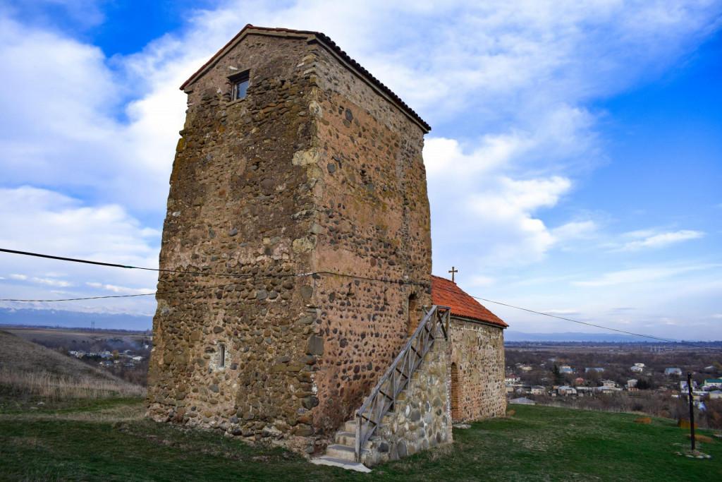 წვერის კომპლექსი (სამების ეკლესია და კოშკი)