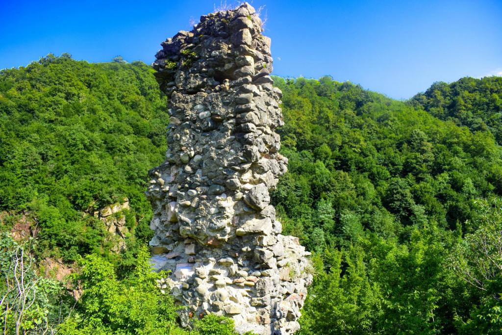 ნავარძეთის (თირის) ციხე