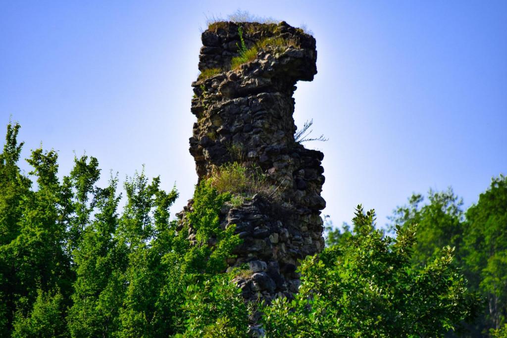 ნავარძეთის (თირის) ციხე