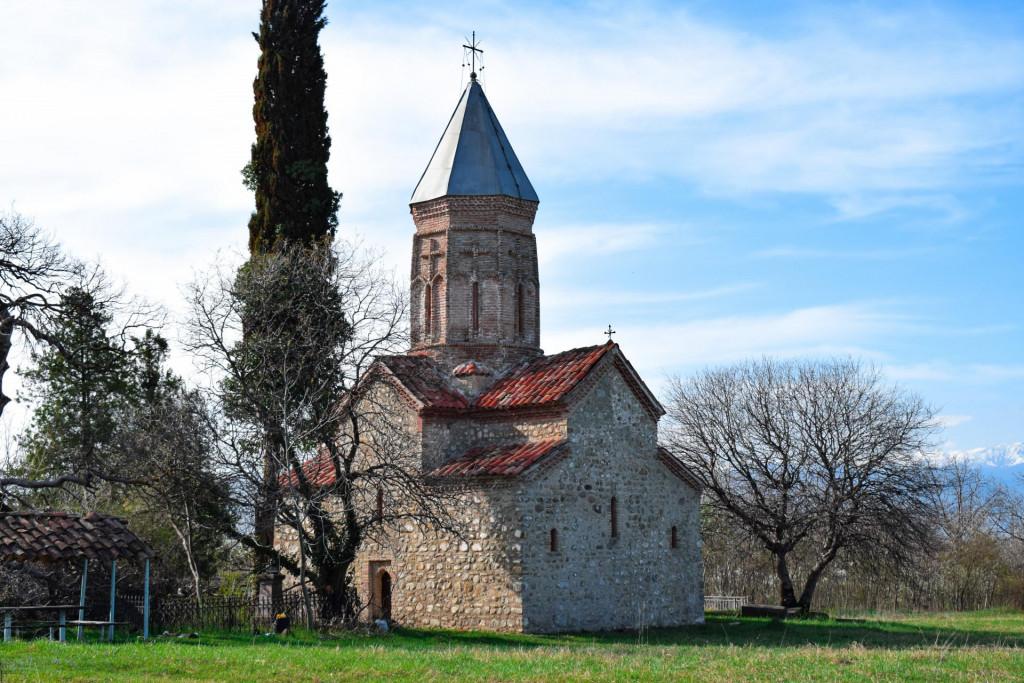 ახატელის ღვთაების ეკლესია