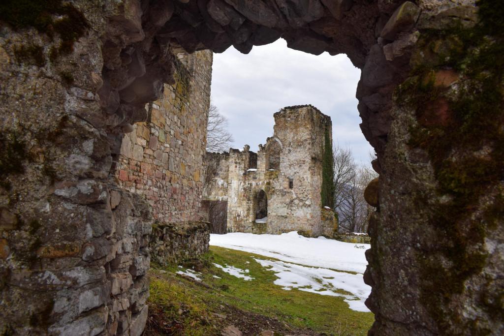 კვეტერას ციხე-ქალაქი