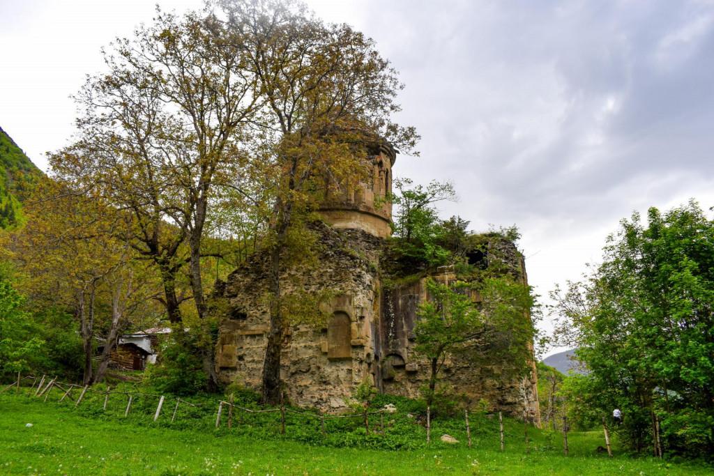 იენირაბათის (ახალდაბის/ლონგოთხევის) ეკლესია