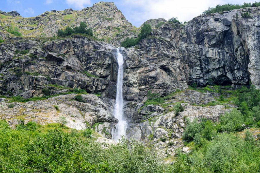 უშბის ჩანჩქერი (შდუგრა)