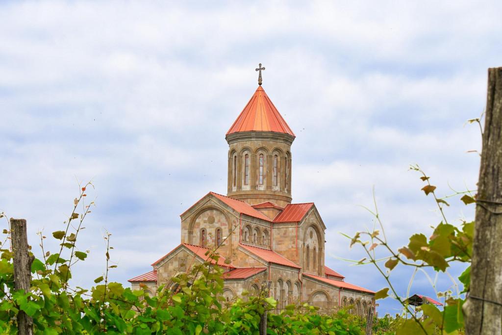 გვარას ივერიის ღვთისმშობლის ეკლესია