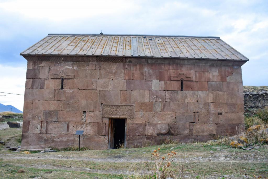 ფარავნის ეკლესია