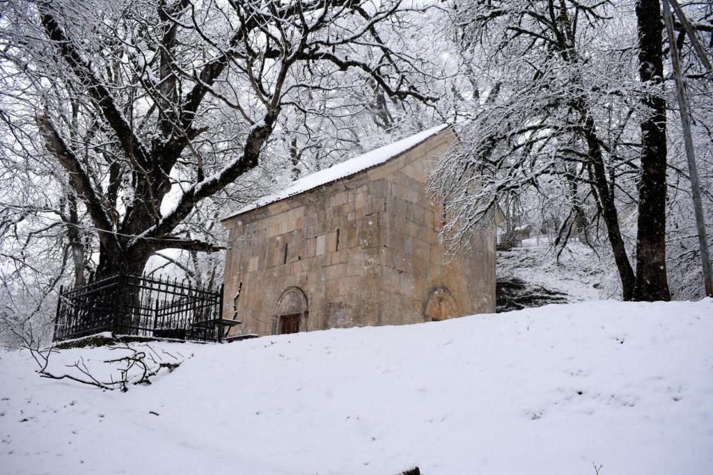 ეხვევის ღვთისმშობლის ეკლესია