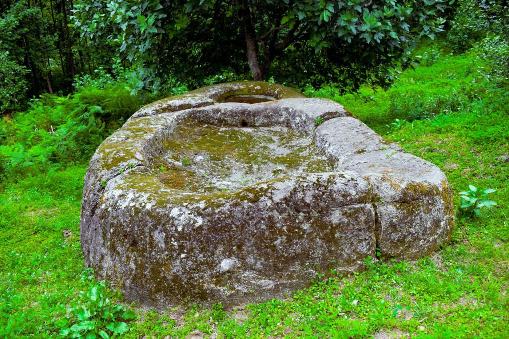 ზენითის ქვის საწნახელი