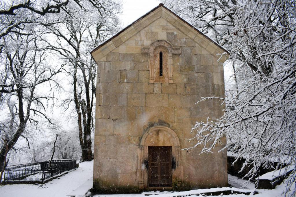 ეხვევის ღვთისმშობლის ეკლესია