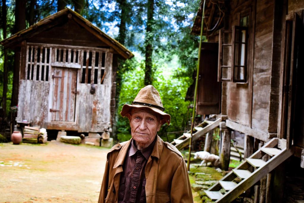 ლეღვას ესაძეების 160 წლის ხის ოდა