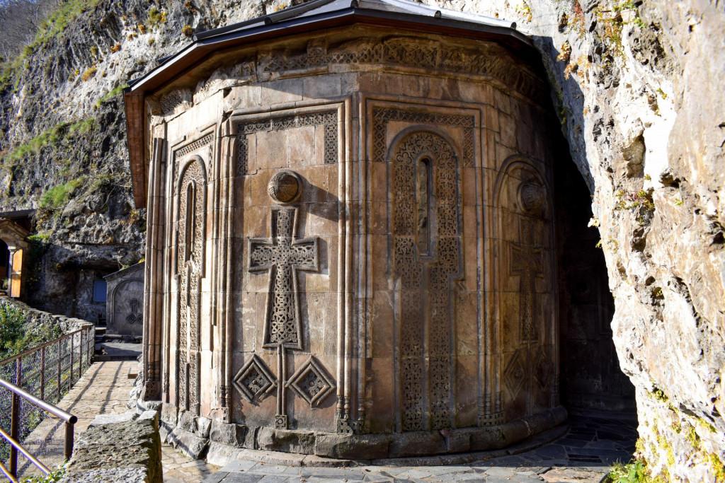 მღვიმევის მონასტერი