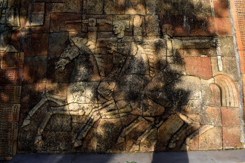 სიღნაღის 9 აპრილისა და მეორე მსოფლიო ომის მემორიალები