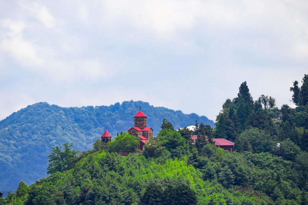 ზედა სამების ეკლესია