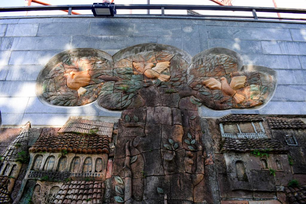 სიღნაღის 9 აპრილისა და მეორე მსოფლიო ომის მემორიალები