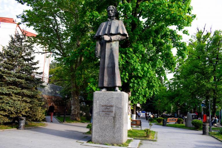 სიღნაღის 9 აპრილისა და მეორე მსოფლიო ომის მემორიალები