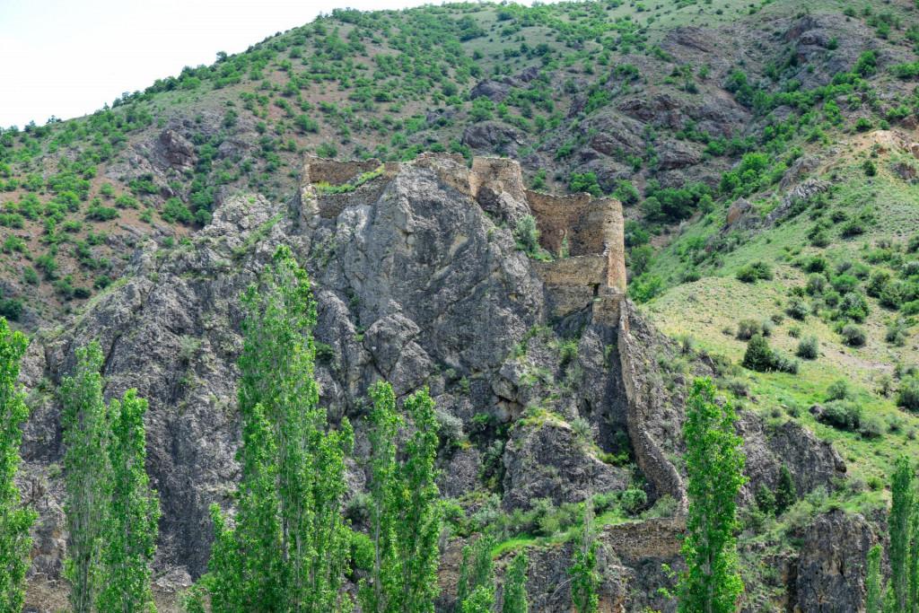 ზემო ფარნაკის (ავჭალის) ციხე
