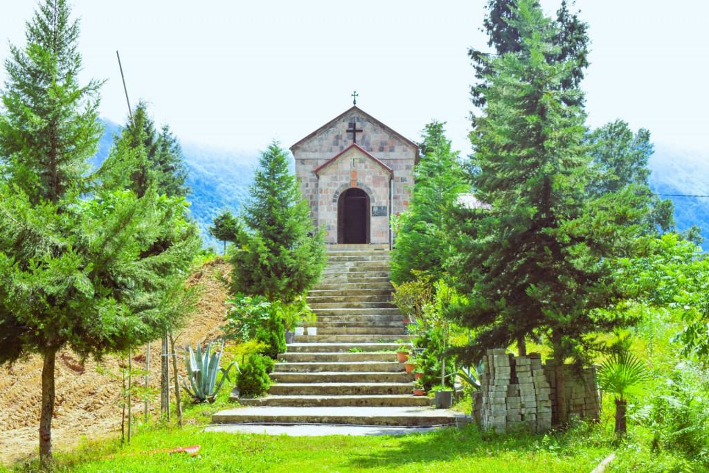 ვარჯანულის ქეთევან წამებულის ეკლესია