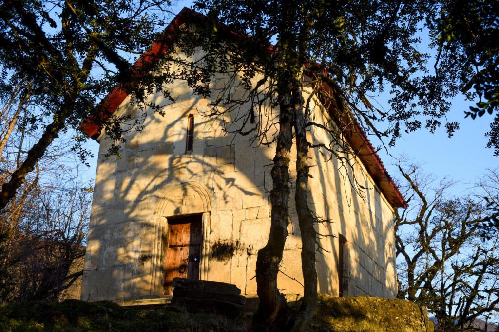 ჭალის აბაშიძეების წმ. გიორგის ეკლესია