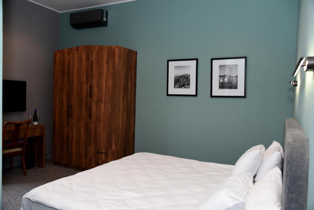 სასტუმრო ჭიათურელი