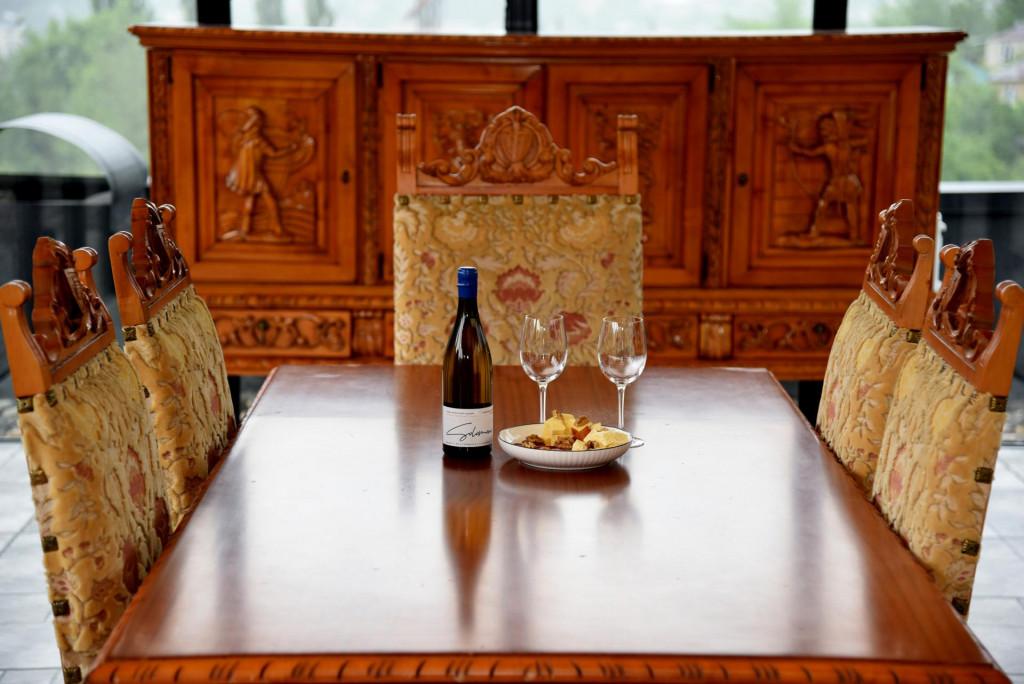 სასტუმრო ჭიათურელი