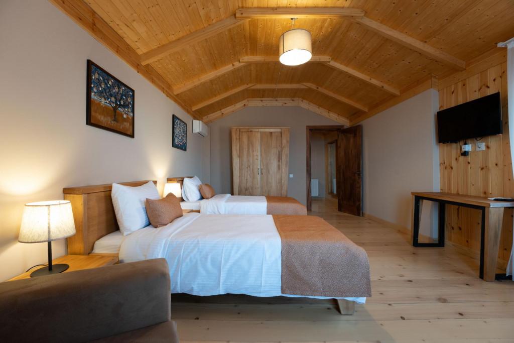 სასტუმრო \