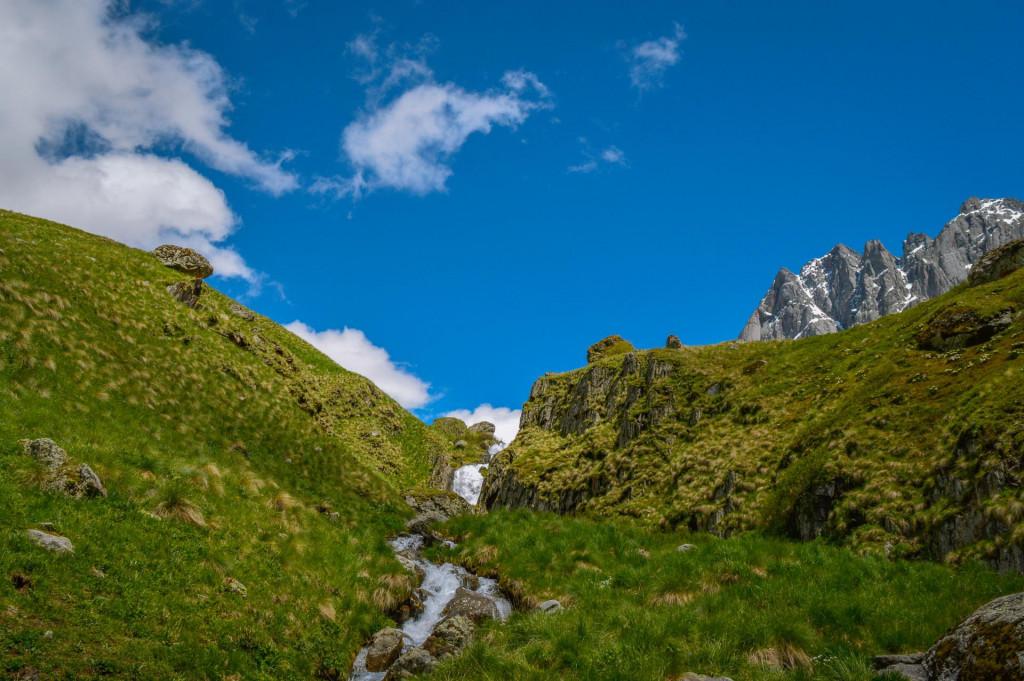 ჯუთას ჩანჩქერი - Juta waterfall