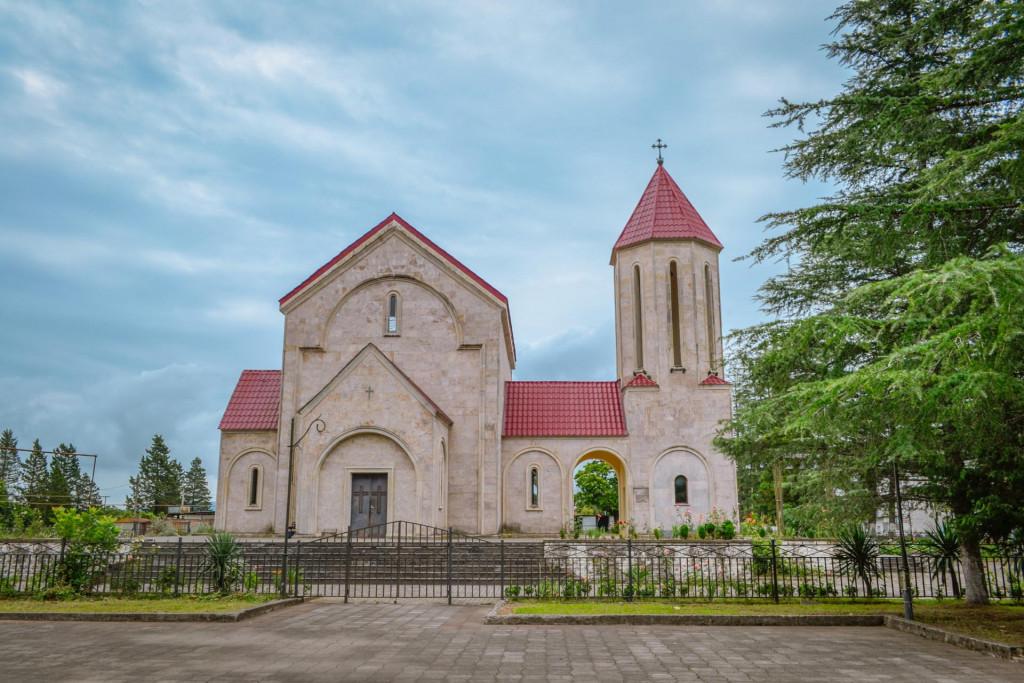 ხობის წმ. სამების სახელობის ეკლესია, St. Trinity Church