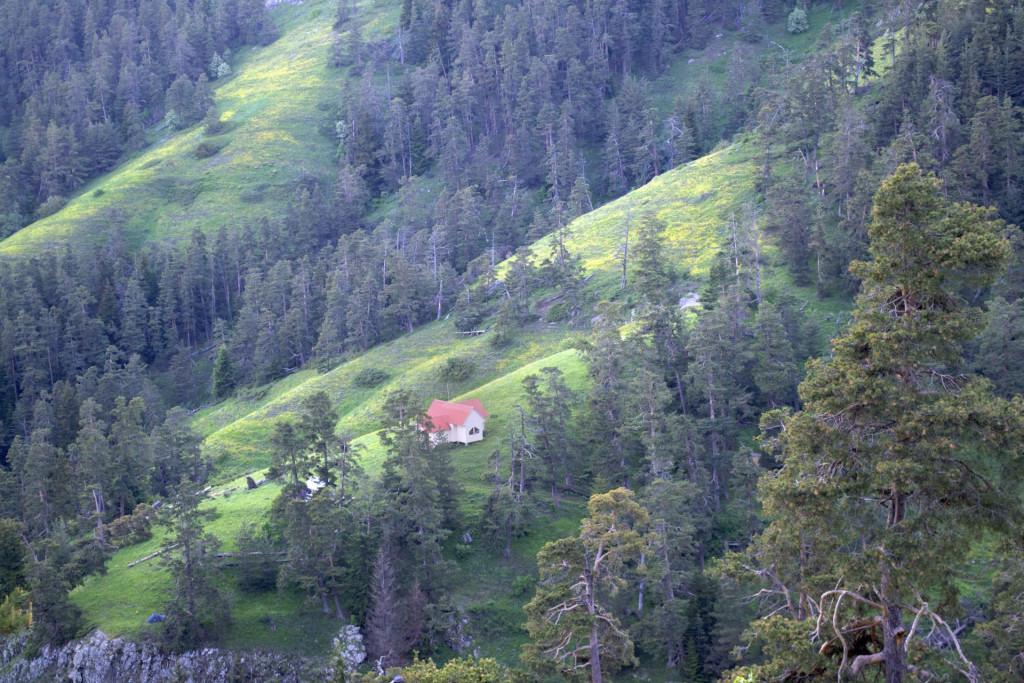 ამარათის ტურისტული თავშესაფარი, ბორჯომ-ხარაგაულის ეროვნული პარკი
