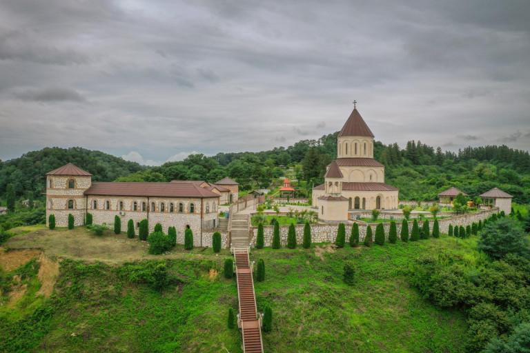 ხობის საეკლესიო კომპლექსი, Khobi Church Complex