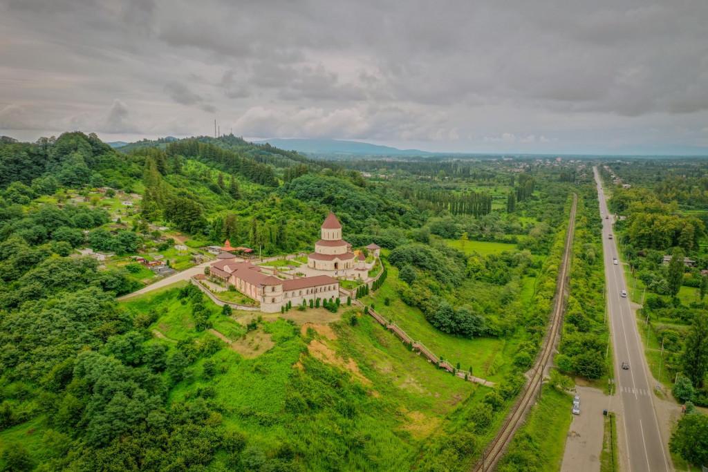 ხობის საეკლესიო კომპლექსი, Khobi Church Complex