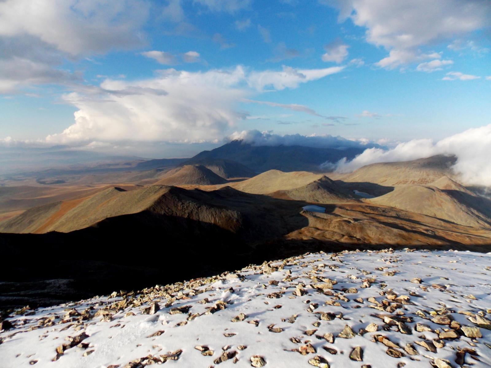 ხედი დიდი აბულიდან